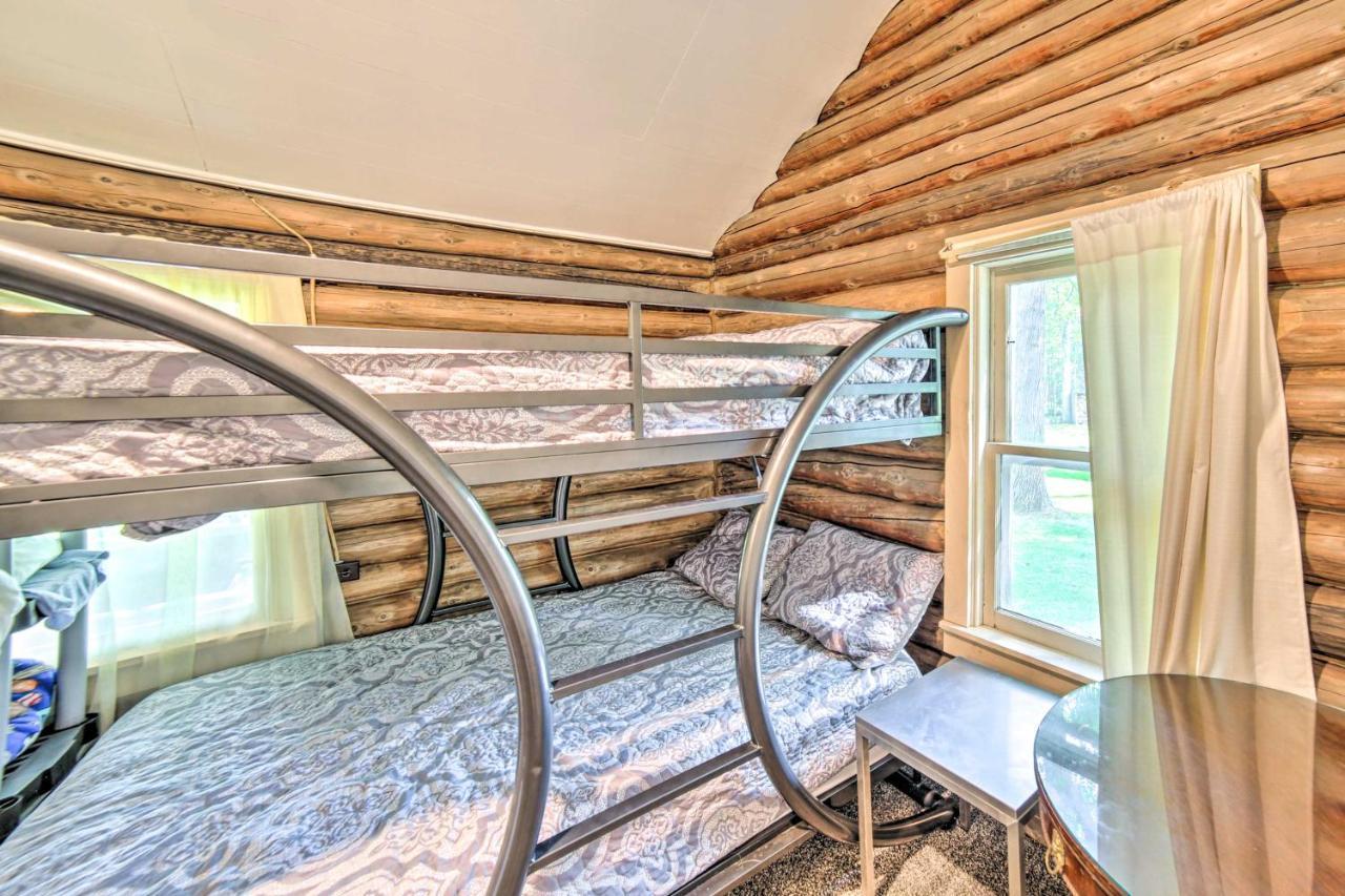 Crivitz Lakefront Escape With Boat Dock And Slip! Villa Exterior photo